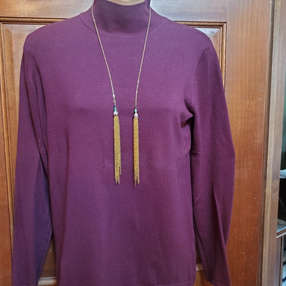Necklace - Picture 3 of 3
